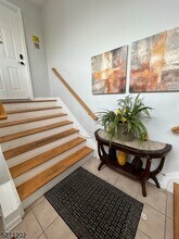 29 Madonna Pl in East Orange, NJ - Building Photo - Building Photo