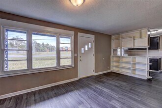 1640 Kitchens Rd in Macon, GA - Foto de edificio - Building Photo