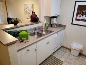 501 Plaza Dr in Madison, WI - Building Photo - Building Photo