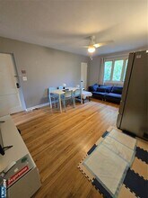 125 Clinton Park Dr in Bergenfield, NJ - Building Photo - Building Photo