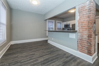 1387 W 69th St in Cleveland, OH - Building Photo - Building Photo