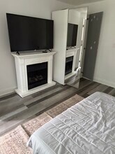 54 Woods Rd in Hightstown, NJ - Building Photo - Building Photo