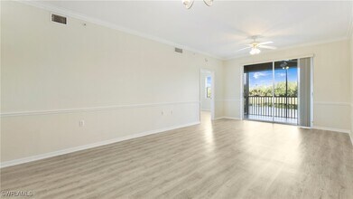 8600 Cedar Hammock Cir in Naples, FL - Building Photo - Building Photo