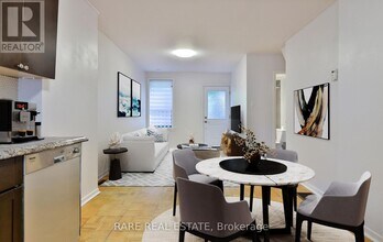 125 Drayton Ave in Toronto, ON - Building Photo - Building Photo