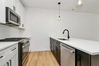 3940 Hager Dr in Charlotte, NC - Building Photo - Building Photo