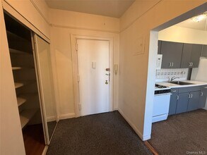 106 Highland Ave in Yonkers, NY - Building Photo - Building Photo