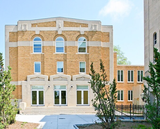 Madison Paradise in Boston, MA - Building Photo
