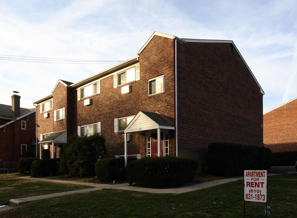 106 Starr St in Phoenixville, PA - Foto de edificio