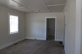 618 4th St in Wenatchee, WA - Foto de edificio - Building Photo