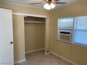 27558 Oregon St in Bonita Springs, FL - Building Photo - Building Photo