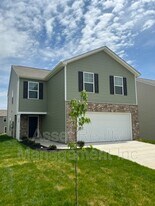 228 Belle court in Jefferson City, TN - Building Photo