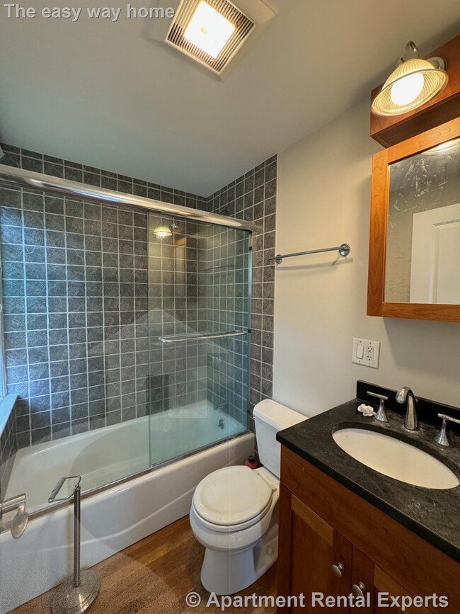 23 Lowell St, Unit 1