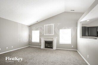 5720 Ashby Dr in Indianapolis, IN - Building Photo - Building Photo