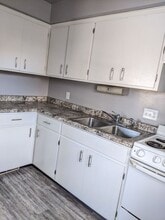 1727 Silvercrest Dr in Appleton, WI - Building Photo - Building Photo