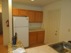 107 Royal St SW in Leesburg, VA - Foto de edificio - Building Photo