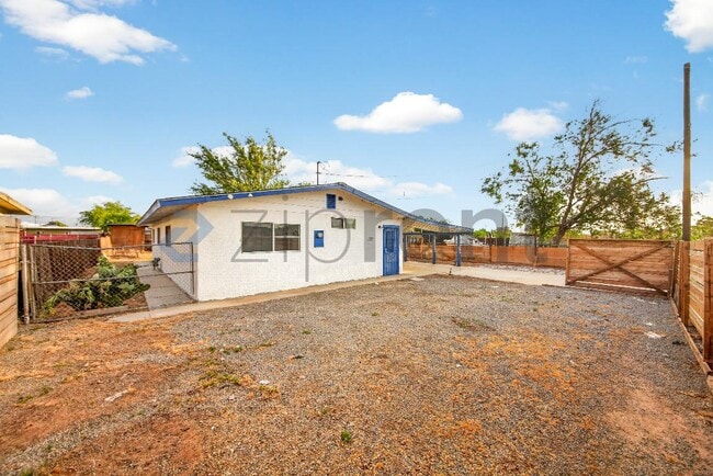 12077 Sand Ave in Adelanto, CA - Building Photo - Building Photo