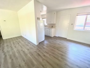 166 Bryant St in Palo Alto, CA - Building Photo - Building Photo
