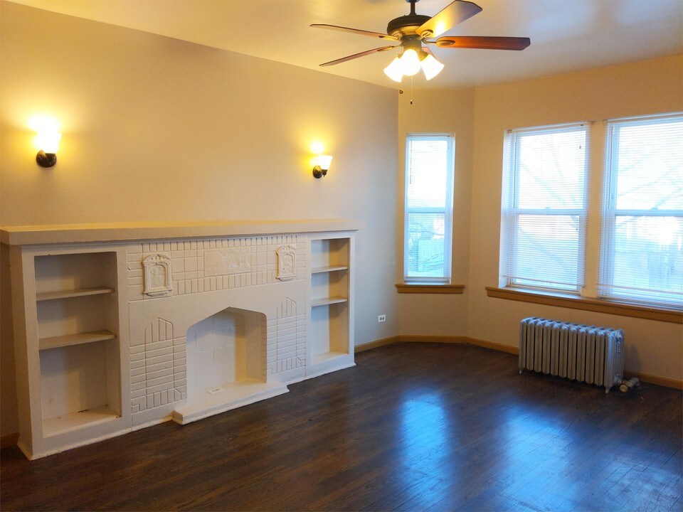 8 N Long Ave-Unit -8-1 in Chicago, IL - Building Photo