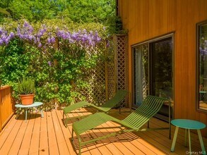 15 Mt Misery Dr in Sag Harbor, NY - Building Photo - Building Photo
