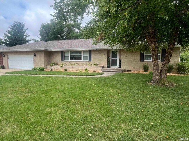 property at 901 E Emerson St