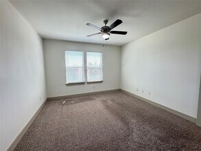 145 Heights Blvd in Houston, TX - Building Photo - Building Photo