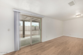 225 N 86th St in Mesa, AZ - Building Photo - Building Photo