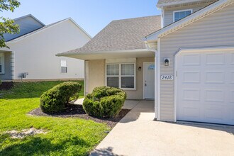 2418 Northampton Dr in Columbia, MO - Building Photo - Building Photo