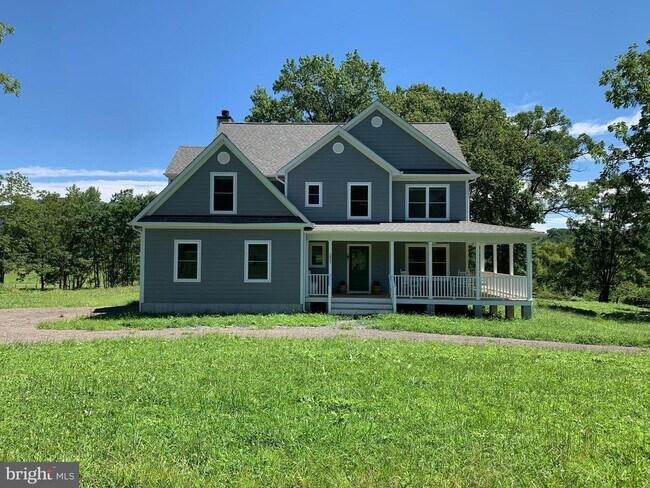 3822 Carrington Rd in Delaplane, VA - Building Photo - Building Photo