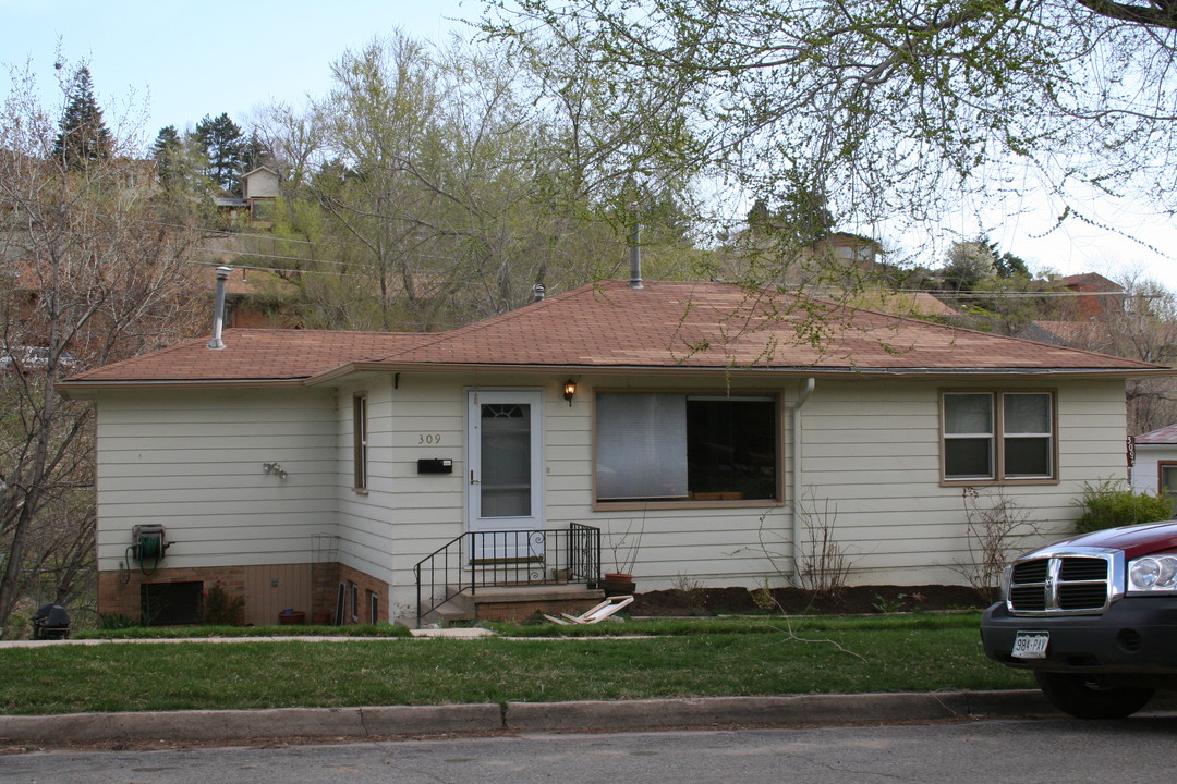 309 Arapahoe St in Golden, CO - Building Photo