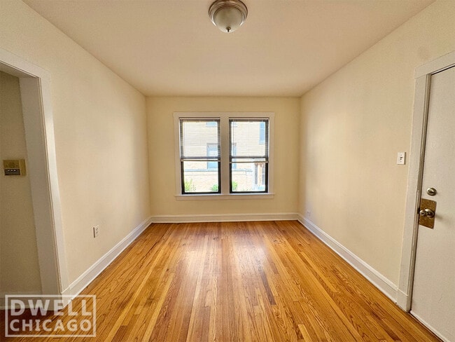 2648 N Spaulding Ave, Unit 1 in Chicago, IL - Building Photo - Building Photo