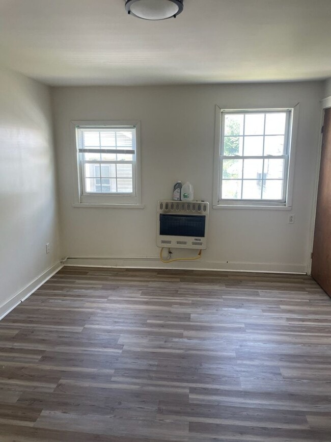 2337 1/2 Washington St W in Charleston, WV - Building Photo - Building Photo