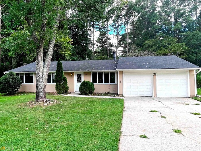 3723 Bramblevine Cir in Stonecrest, GA - Building Photo