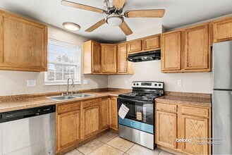 16495 E 17th Pl in Aurora, CO - Building Photo - Building Photo