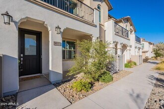 9835 E Wavelength Ave in Mesa, AZ - Building Photo - Building Photo