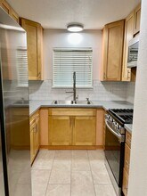 7361 Washburn Way in North Highlands, CA - Building Photo - Building Photo