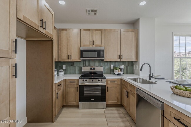 property at 28934 N 124th Ln