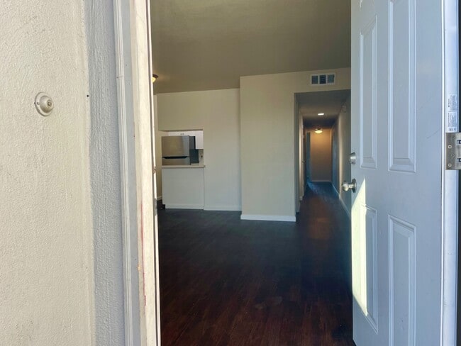 175 W Alameda St in Manteca, CA - Building Photo - Building Photo