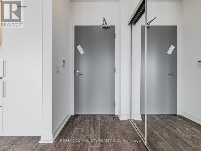 50-550 O'Neill Rd in Toronto, ON - Building Photo - Building Photo