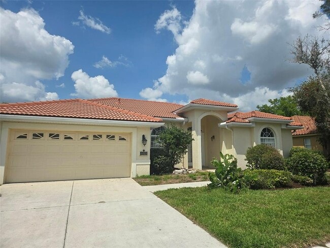 5282 Far Oak Cir in Sarasota, FL - Building Photo - Building Photo