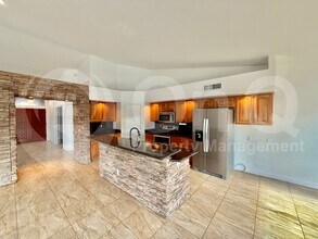 1625 W Gunstock Loop in Chandler, AZ - Building Photo - Building Photo
