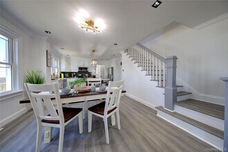 16 Roosevelt Ave in Hicksville, NY - Building Photo - Building Photo