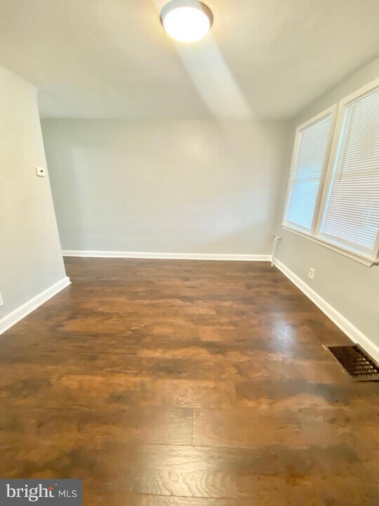 2732 Bookert Dr Photo