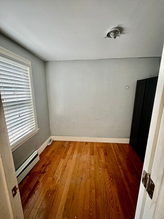 178 Bowen St, Unit 2 in Boston, MA - Foto de edificio - Building Photo