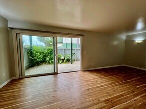 3700 Dean Dr in Ventura, CA - Building Photo - Building Photo