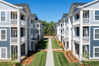 Madison Farms in Charlotte, NC - Foto de edificio - Building Photo