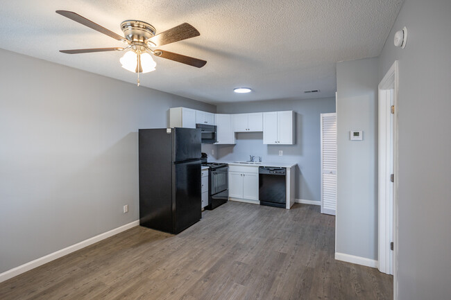 Legacy Commons in Owensboro, KY - Building Photo - Interior Photo
