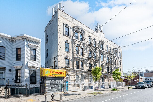 1997 Pacific St in Brooklyn, NY - Foto de edificio - Primary Photo