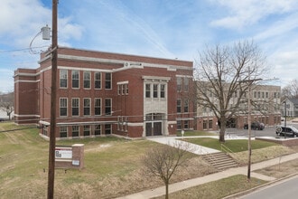 Lexington School Apartments in Grand Rapids, MI - Foto de edificio - Building Photo