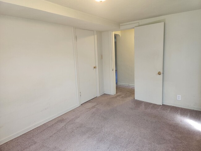1027 5th St in Bremerton, WA - Building Photo - Building Photo