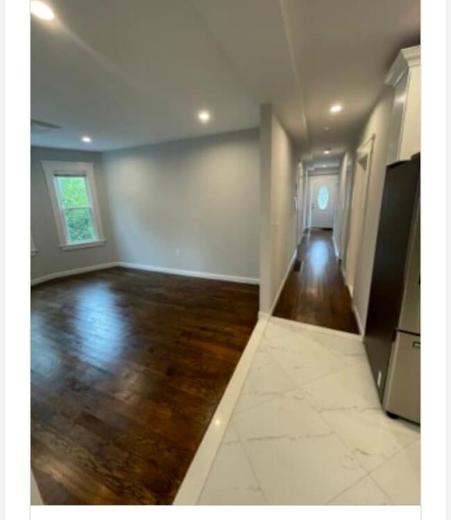 33 Raymond Ave, Unit 3 in Somerville, MA - Foto de edificio - Building Photo